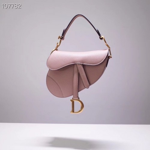Dior SADDLE-TAS VAN KALFSLEER M0446C jasnoróżowy