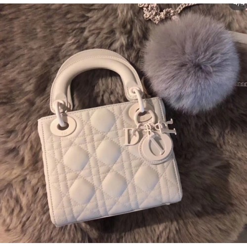 Dior ULTRAMATTE LADY DIOR-TAS M0505O biały