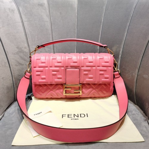 FENDI BAGUETTE Torba na ramię 8BS017 różowa