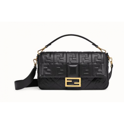 Duża torebka na ramię FENDI BAGUETTE 8BR771A czarna
