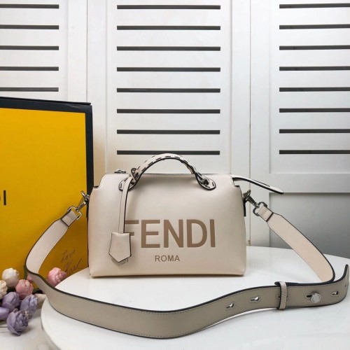 FENDI MEDIUM BY THE WAY skórzana torebka Boston 8BL146A beżowa