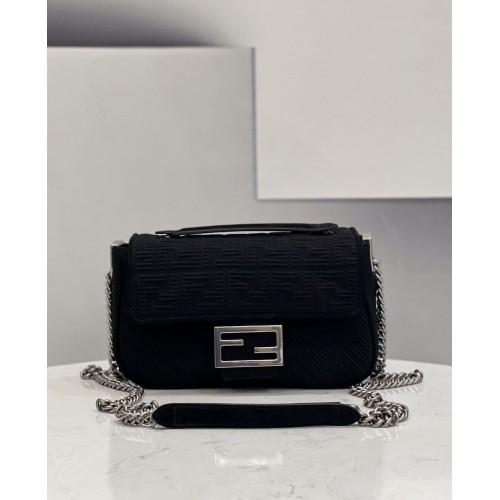 Torebka materiałowa FENDI MIDI BAGUETTE CHAIN FF 8BR793 czarna
