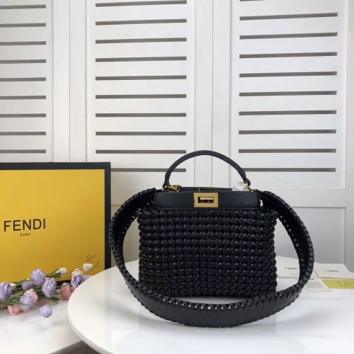 FENDI PEKABOO ICONIC MINI skórzana torba 8BN244 czarna