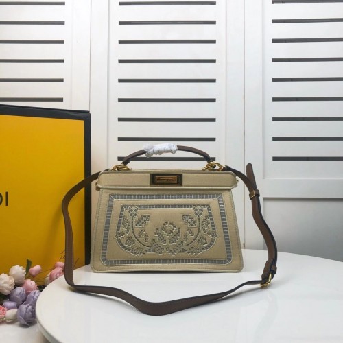 FENDI PEEKABOO ICONIC z haftowanym wzorem w kolorze morelowym F6509