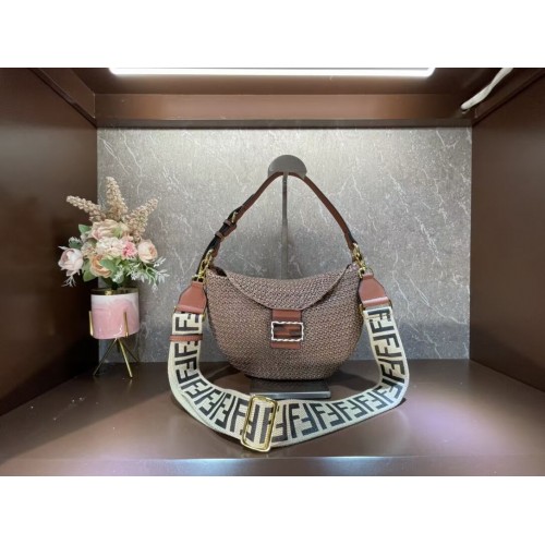 FENDI SMALL CROISSANT Torba pleciona ze słomy 8BR790AFG brązowa