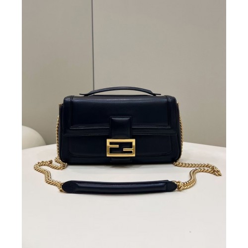Torebka Fendi Baguette z owczej skóry 8BR6551 czarna