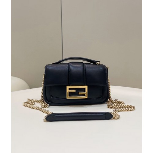 Torebka Fendi Baguette z owczej skóry 8BR6551 czarna