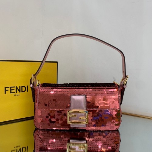 Torebka Fendi FF Baguette Gold Metal Sequin z haftem cekinowym 2017 Wine