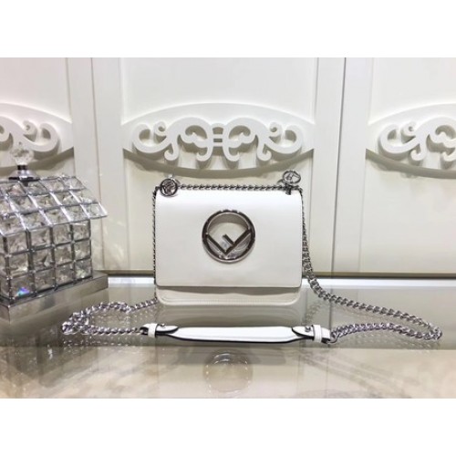 Fendi KAN I Skórzana torba FD2671