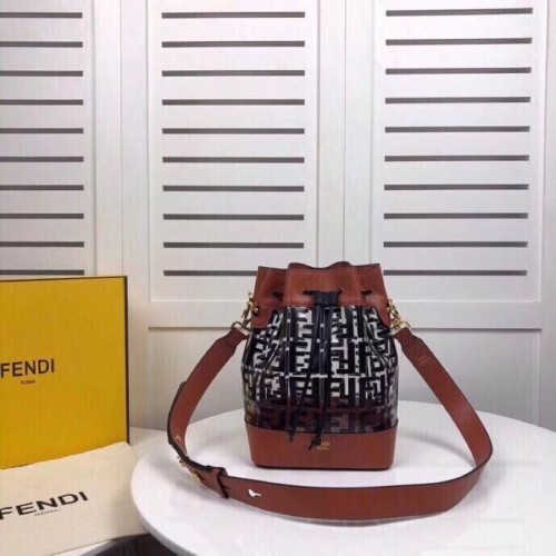 Fendi MON TREASURE skórzana torba 8BT298A czarna