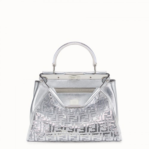 Fendi PEEKABOO ICONIC MEDIUM Srebrna skórzana torebka 8BN290