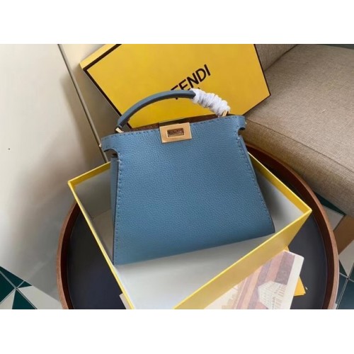 Fendi ISEEU MEDIUM skórzana torba 70192 niebieska