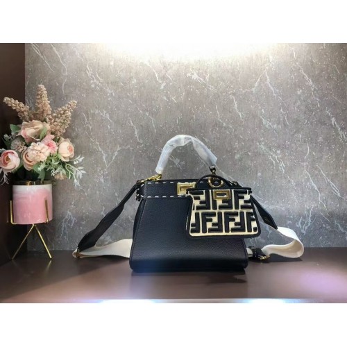 Fendi Peekaboo ISeeU Mała skórzana torebka F8636 CZARNA
