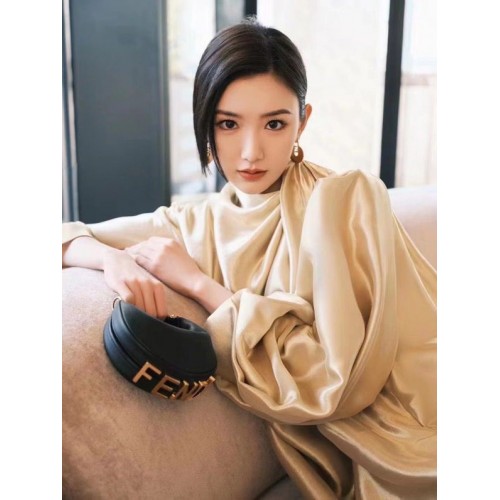 Fendi Praphy Oryginalna skórzana duża torebka FENDI z logo 80056S w kolorze czarnym