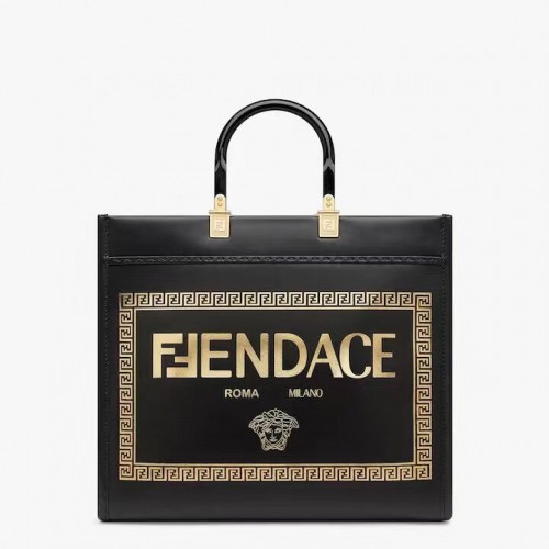 Fendi Sunshine Medium Fendace Torba na zakupy z czarnej skóry z nadrukiem i logo 8BH386A