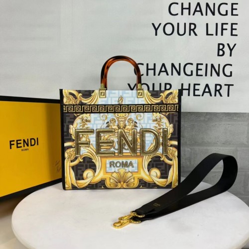 Fendi Sunshine Medium Fendace Printed biała skórzana torba shopper 8BH386A-2