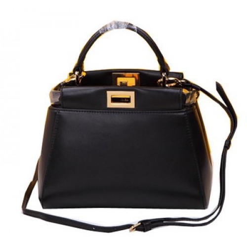 Torebka Fendi mini Peekaboo z owczej skóry FD520885 w kolorze czarnym