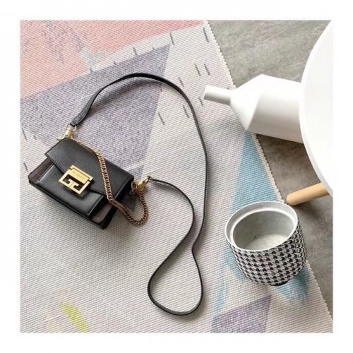 GIVENCHY GV3 mini torebka na ramię ze skóry i zamszu 1116 czarna