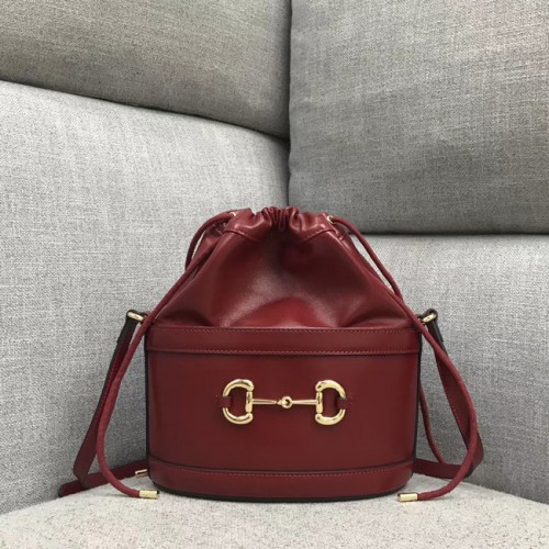 Gucci 1955 Horsebit torebka wiaderkowa 602118 czerwona