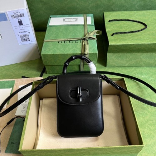 Mini torebka Gucci Bamboo 702106 czarna, w kolorze antycznego złota