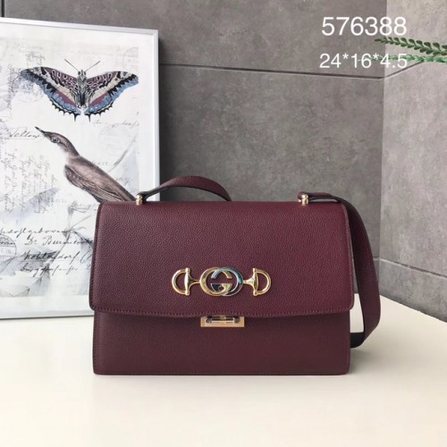 Torba na ramię Gucci GG ze skóry A576388 w kolorze fioletowym