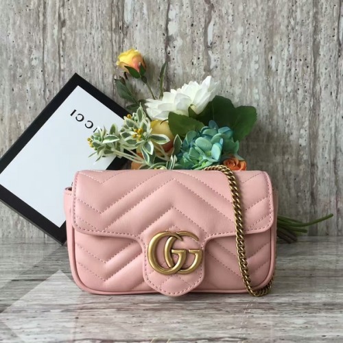Torebka na ramię Gucci GG Marmont Velvet Nano 476433A jasnoróżowa