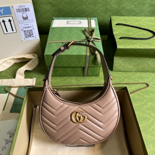 Torebka mini Gucci GG Marmont w kształcie półksiężyca 699514 ciemnoróżowa