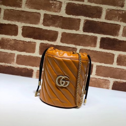 Gucci GG Marmont mini torebka wiaderkowa A575163 brązowa