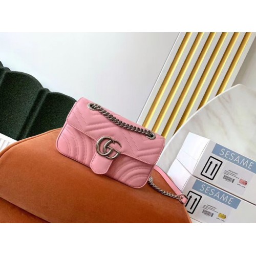 Mała torebka na ramię Gucci GG Marmont 446744 jasnoróżowa