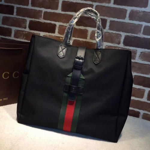 Torebka Gucci GG Supreme z płótna z uchwytem u góry 337069, czarna