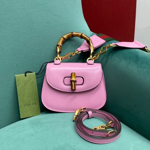 Torebka Gucci Mini z uchwytem u góry i bambusem 686864 różowa