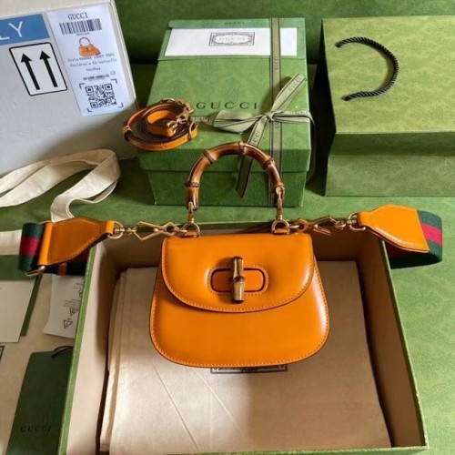 Torebka Gucci Mini z uchwytem u góry i bambusem 686864 żółta