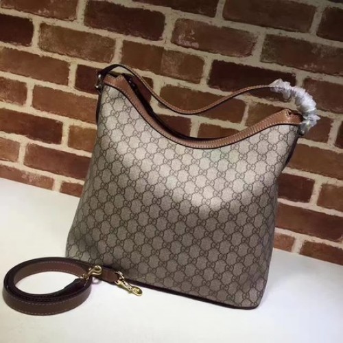 Torba typu hobo z płótna Gucci Miss GG 414930 w kolorze morelowym