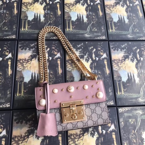 Torebka na ramię Gucci Padlock mała GG Pearl A409487 różowa
