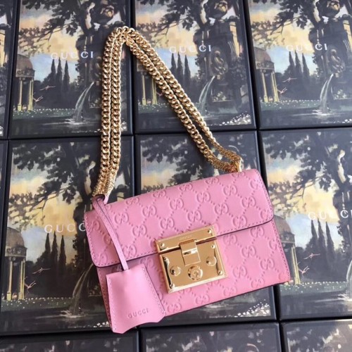 Torebka na ramię Gucci Padlock mała GG 409487 różowa