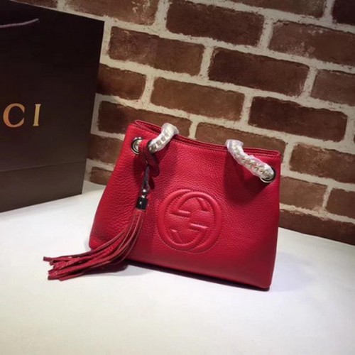 Mała torebka Gucci Soho ze skóry cielęcej 387043 w kolorze czerwonym