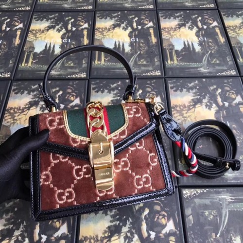 Gucci Sylvie GG aksamitna mini torebka 470270 brązowa