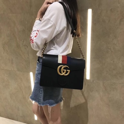 Torba na ramię Gucci GG Marmont ze skóry 476468, czarna