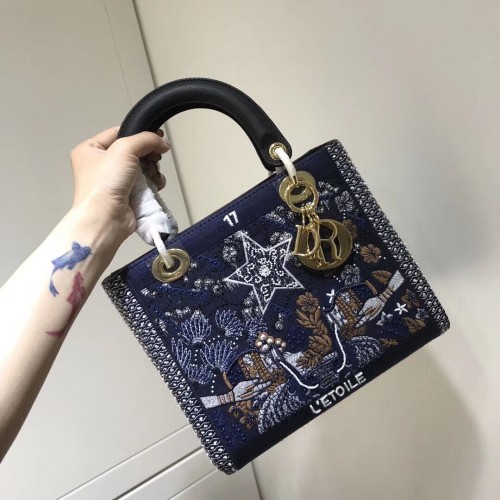 LADY DIOR haftowana skóra bydlęca M0565-8