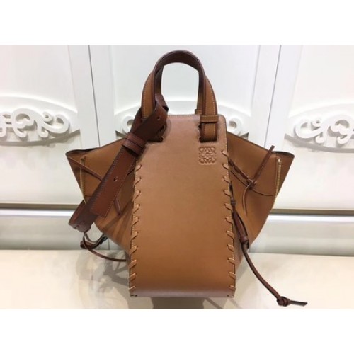Torba typu tote Loewe Hammock ze skóry cielęcej 9128, brązowa