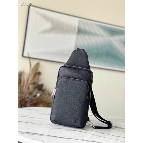 Louis Vuitton AVENUE TOREBKA NA RAMIĄCZKĘ M30859 czarna