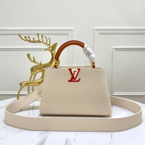 Louis Vuitton CAPUCINES MM M58608 Beżowy
