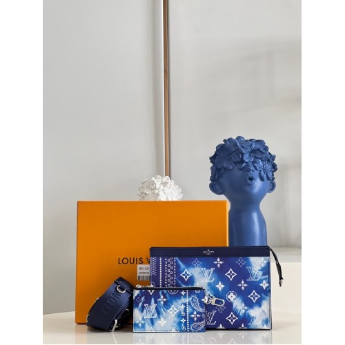 Louis Vuitton COUSSIN PM Monogram Canvas M81431 niebieski