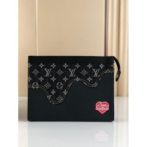 Louis Vuitton Monogram Drip Taurillon POCHETTE VOYAGE Denim M45961 Czarny