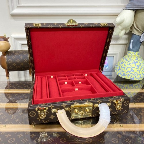 Louis Vuitton NICE JEWELRY CASE M20076 czerwony