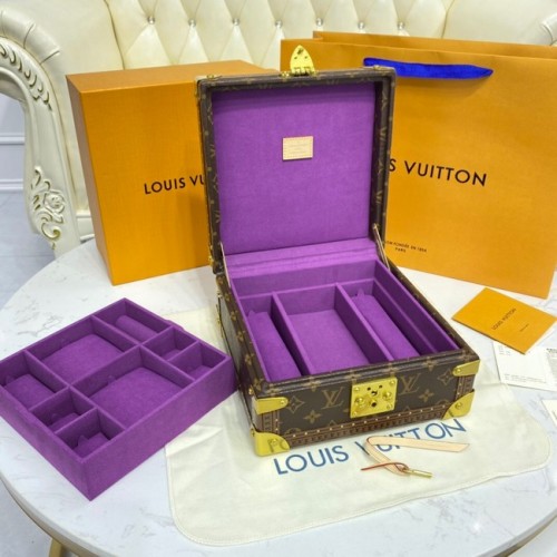 Louis Vuitton NICE JEWELRY CASE M47120 fioletowy
