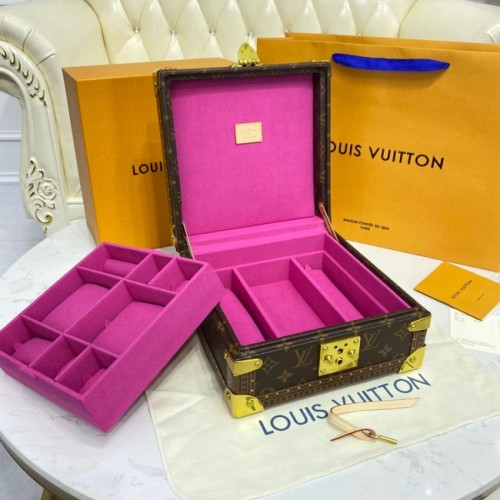 Louis Vuitton NICE JEWELRY CASE M47120 różowe