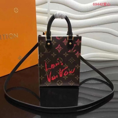 Louis Vuitton PETIT SAC PLAT M69442 czarny