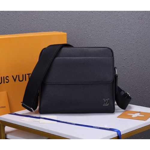 Louis Vuitton Taiga skóra bydlęca MESSENGER M30260 CZARNY