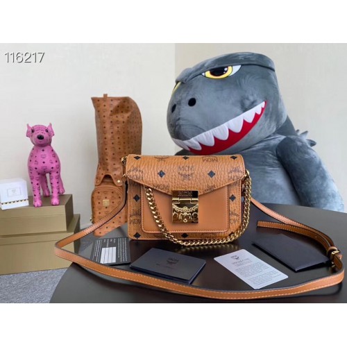 Torba na ramię MCM ze skóry cielęcej 96857 Camel